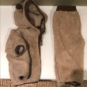 INFANT PLUSHEE BEAR HOODIE W/ MATCHING PANTS